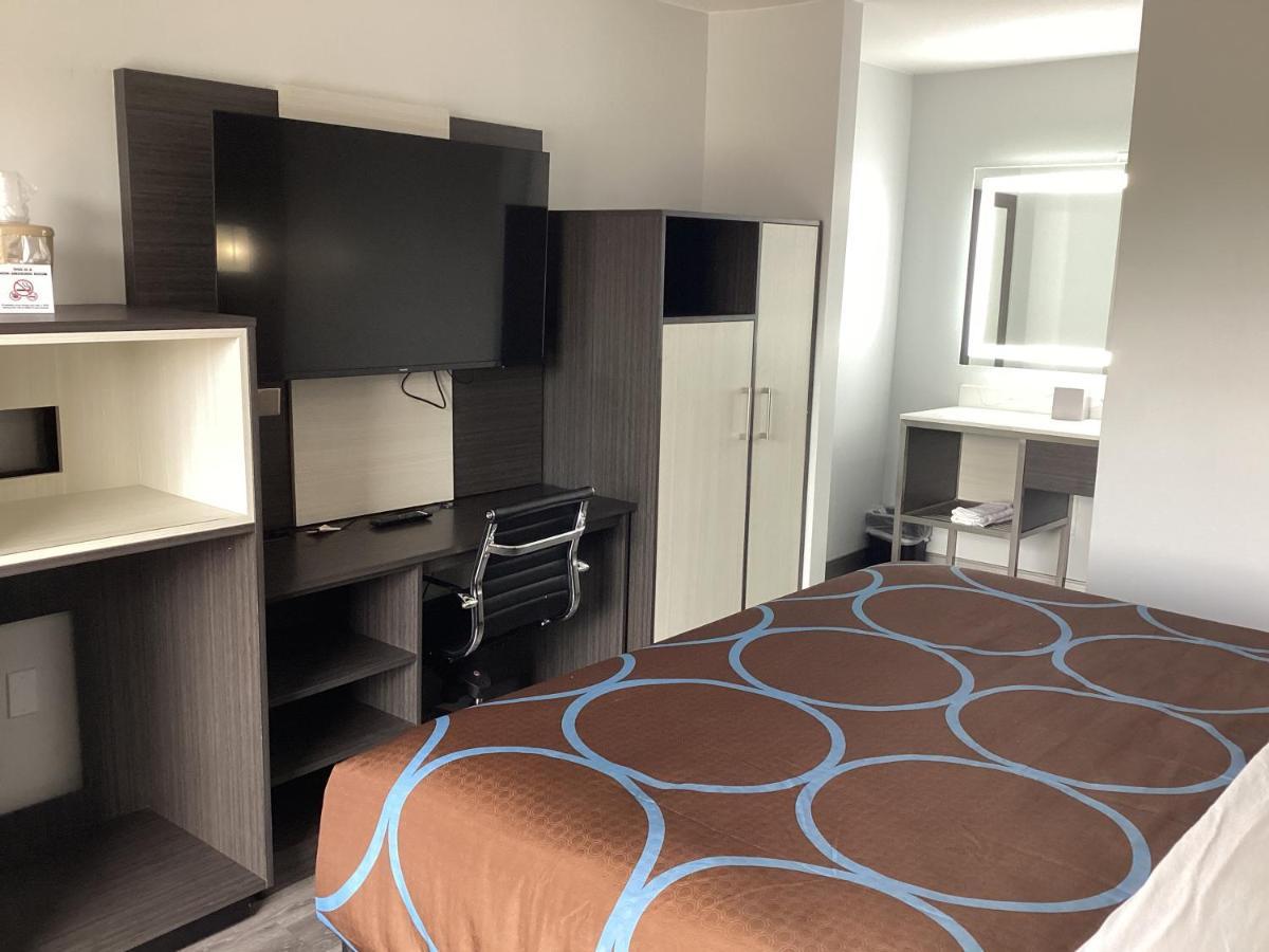 Super 8 By Wyndham Baltimore Northwest Extérieur photo