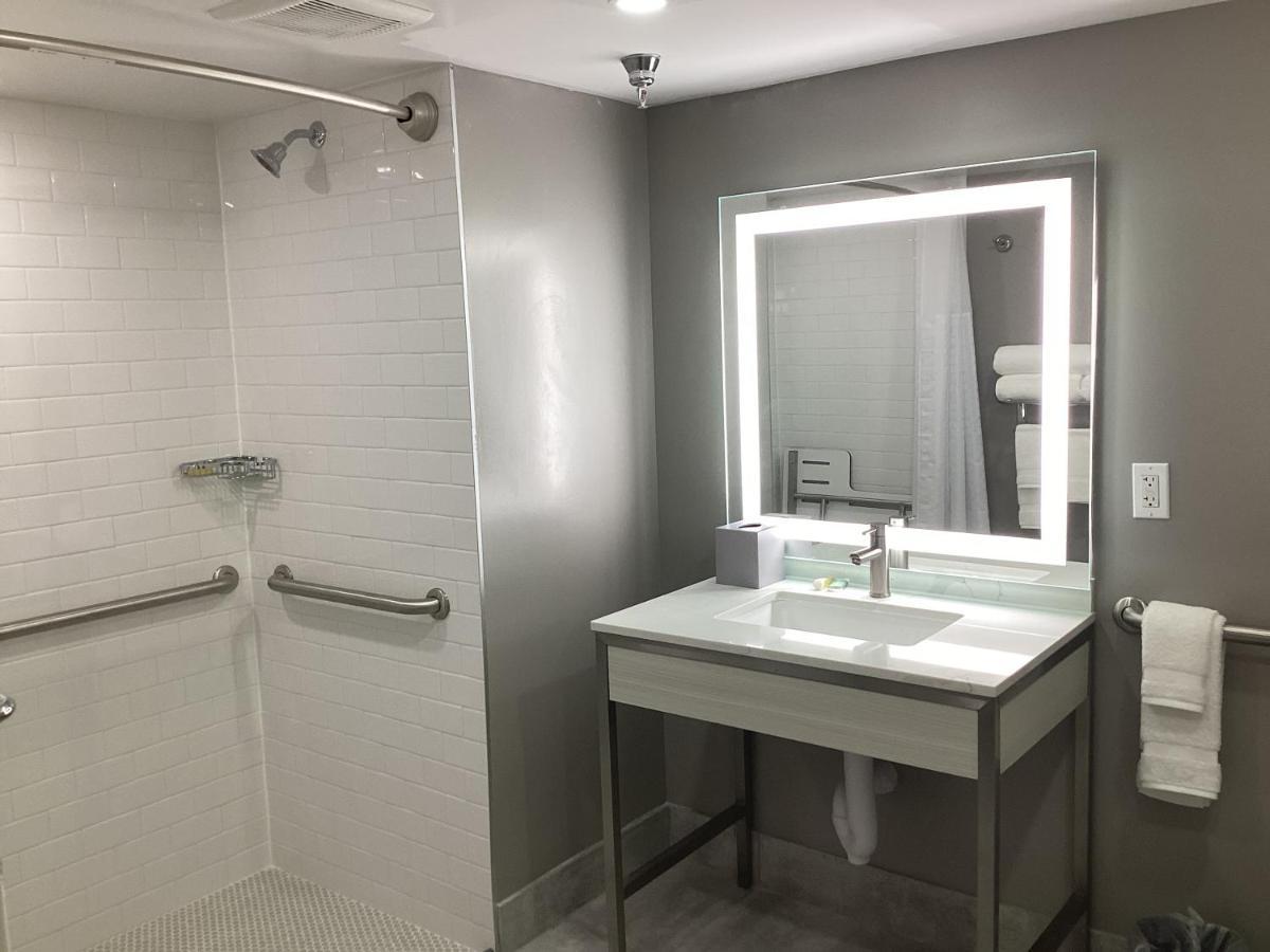 Super 8 By Wyndham Baltimore Northwest Extérieur photo