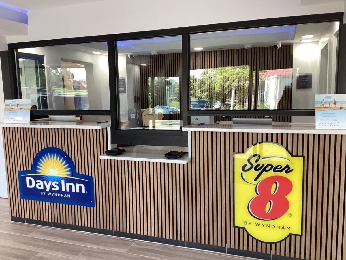 Super 8 By Wyndham Baltimore Northwest Extérieur photo